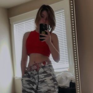 Meet your Posher, Ana